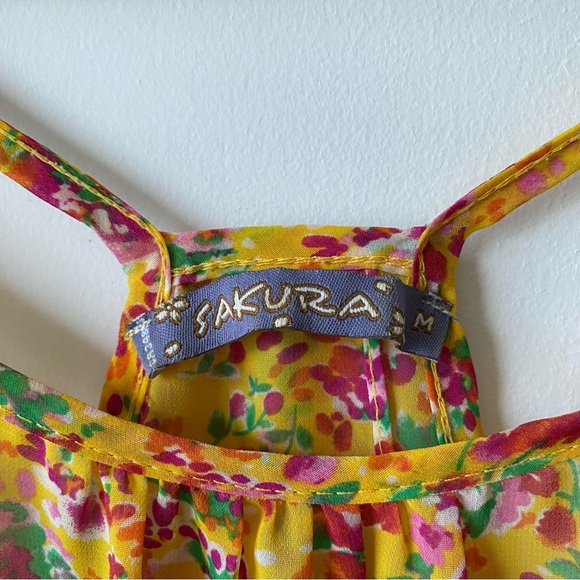 Sakura Boat Neck Open Back Floral Print Sleeveless Top Yellow Size Medium - Picture 3 of 6